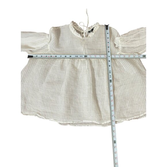 NEW Zara White Textured Long Sleeve Blouse Ruffle Collar Button Cuffs Top Size M - Picture 8 of 8
